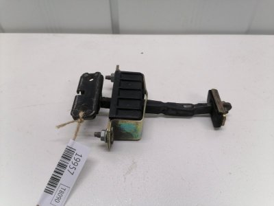 Ограничитель двери Mercedes W211