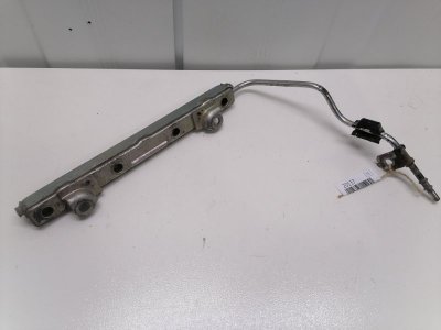 Рампа топливная Toyota Corolla E150