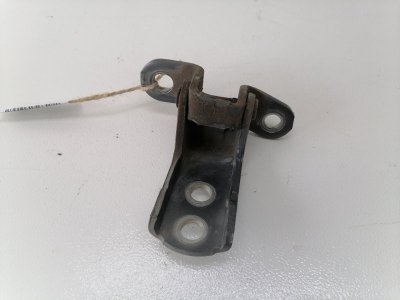 Петля двери верхняя Toyota Corolla E150
