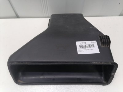 Воздухозаборник Volkswagen Transporter 96-02 T4