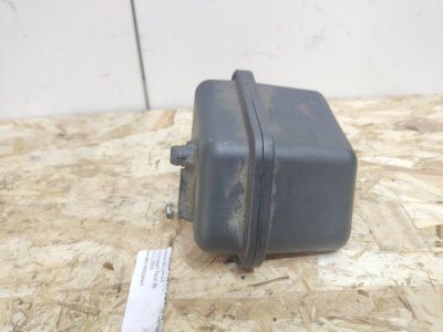 Клапан вакуумный Volkswagen Passat B6
