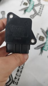 Датчик массового расхода воздуха Toyota Camry ACV30