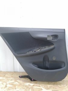 Обшивка двери Toyota Corolla E150