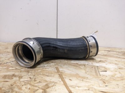 Патрубок турбины Volkswagen Passat B6