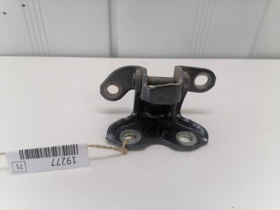 Петля двери верхняя Toyota Corolla E150