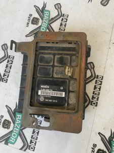 Блок управления двигателем Volkswagen Jetta 1992