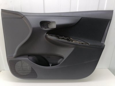 Обшивка двери Toyota Corolla E150