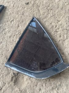 Стекло заднее Toyota Prius 1998 NHW10