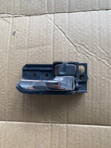 Ручка двери внутренняя Toyota Avensis T25