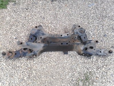 Балка подвески Toyota Corolla E150