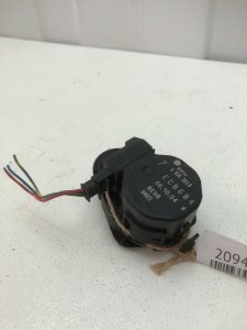 Сервопривод заслонки печки BMW