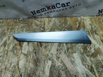 Накладка обшивки двери Mercedes C-Class W204 2010 C180 CGI