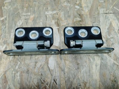 Петля двери багажника VOLVO XC90 2004