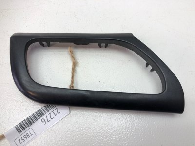 Накладка ручки внутренней SsangYong Rodius 2006-2012 AJ