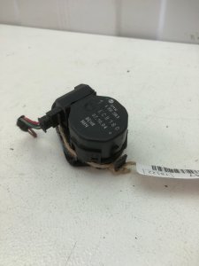 Сервопривод заслонки печки BMW