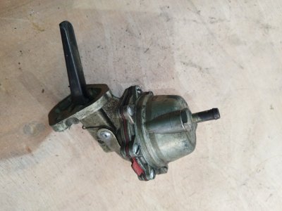 Топливный насос газ 53