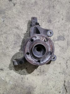 Кулак поворотный Mercedes Vito 2006 639