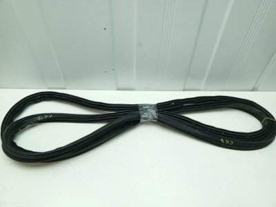 Уплотнитель багажника Mazda CX7