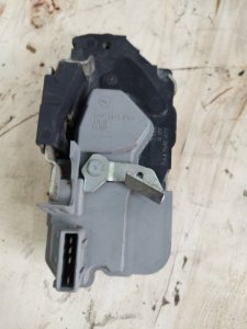 Замок боковой двери Citroen Xsara