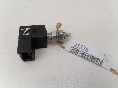 Датчик педали тормоза Hyundai Elantra HD