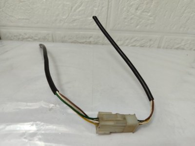 Фишка разъем Toyota Prius 1998 NHW10