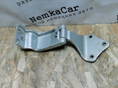 Петля двери распашной Mercedes Vito 2013 639 рест