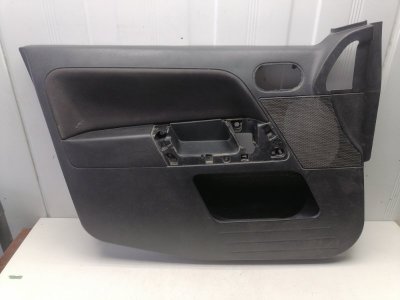 Обшивка двери Ford Fusion