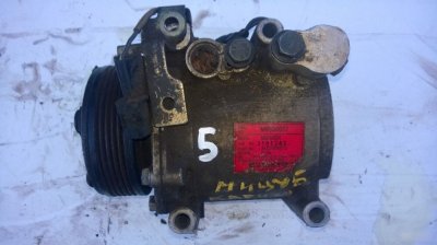 Компрессор кондиционера Mitsubishi Carisma