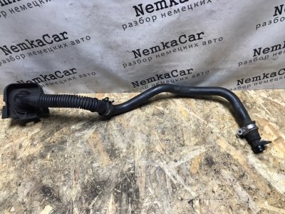 Маслозаливная горловина Mercedes Vito 2004 639