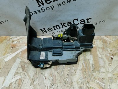 Замок двери VOLVO XC90 2004