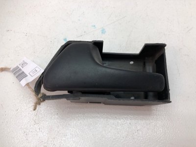 Ручка двери внутренняя Volkswagen Golf 3