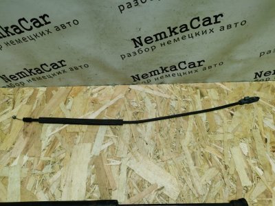 Трос замка капота Volkswagen Tiguan 2010 5N1
