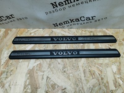 Накладка порога VOLVO XC90 2004