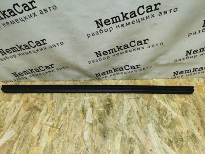 Уплотнитель стекла Mercedes Vito 2012 639 рест