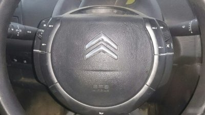 Подушка безопасности в руль Citroen C4