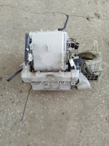 Корпус печки Toyota carina 1993 ST190