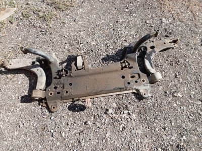 Балка подвески Ford Fusion