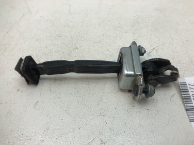 Ограничитель двери Ford Fusion
