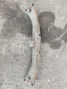 Балка подвески Toyota carina 1993 ST190