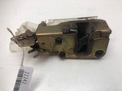 Замок двери Volkswagen Transporter T4