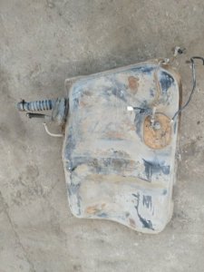 Бак топливный Toyota carina 1993 ST190