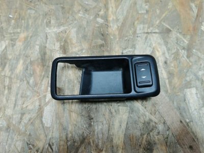 Кнопка стеклоподъемника FORD FOCUS 2 РЕСТАЙЛИНГ 2010 Хэтчбек