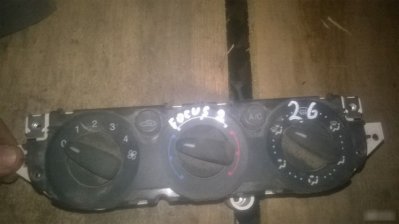 Блок управления печкой Ford Focus 2