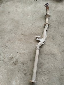 Приемная труба глушителя Toyota carina 1993 ST190