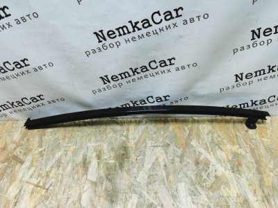 Направляющая стекла INFINITI Q50 2016 V37