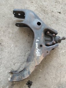 Рычаг подвески нижний Mitsubishi Pajero
