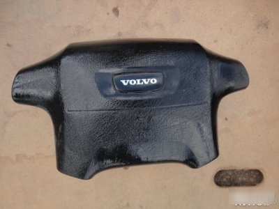 Подушка безопасности в руль Volvo 850