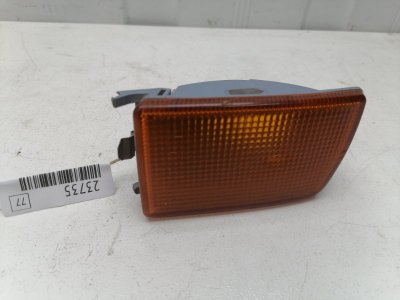 Фонарь поворота Volkswagen Golf 3