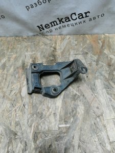 Кронштейн порога AUDI A6 C5 1998 C5