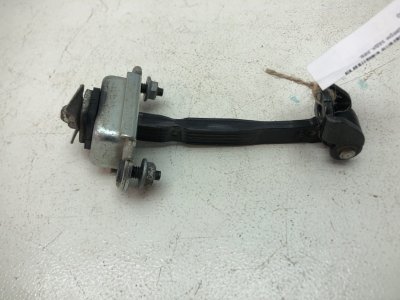 Ограничитель двери Ford Fusion